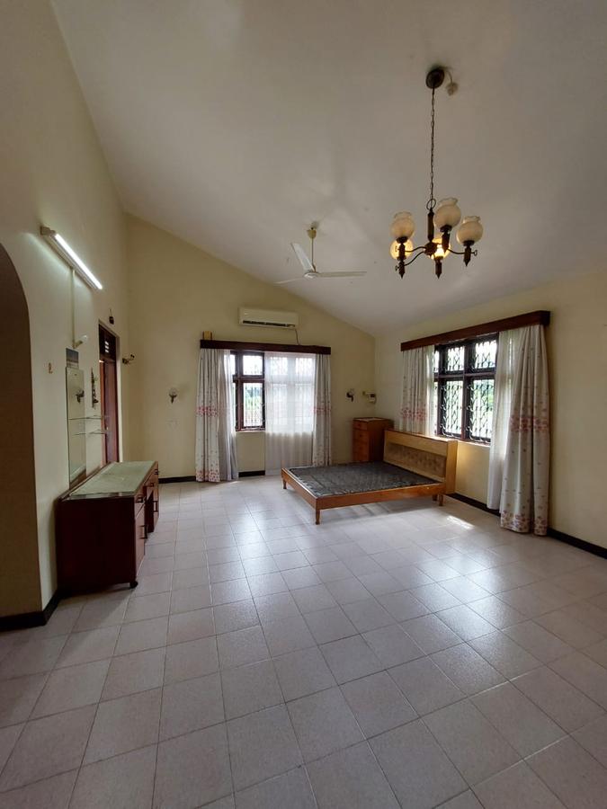 4 Bed House with En Suite at Nyali - 7