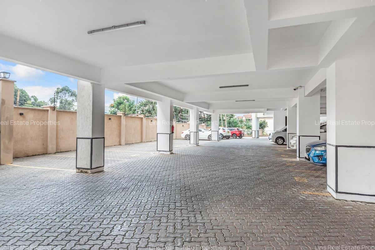 Serviced 2 Bed Apartment with En Suite in Kileleshwa - 16