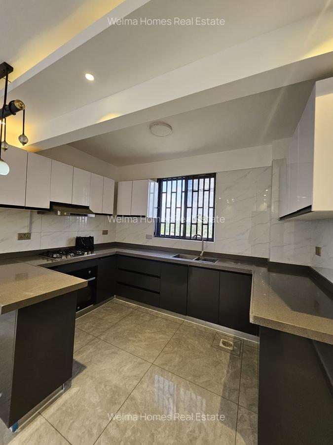 Furnished 3 Bed Apartment with En Suite in Kileleshwa - 4