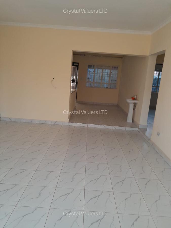 3 Bed House with Garden in Kenyatta Road - 2