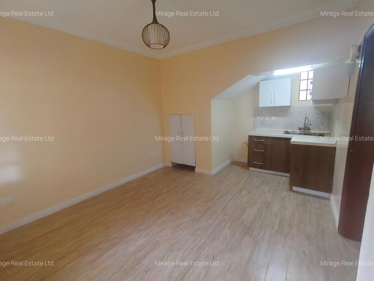 1 Bed Apartment with Swimming Pool in Kilimani - 10