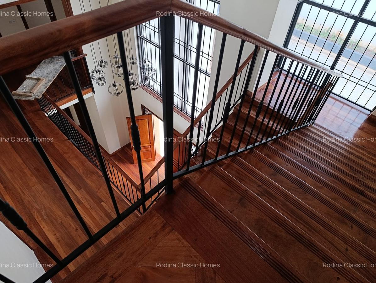 6 Bed Townhouse with En Suite in Loresho - 10