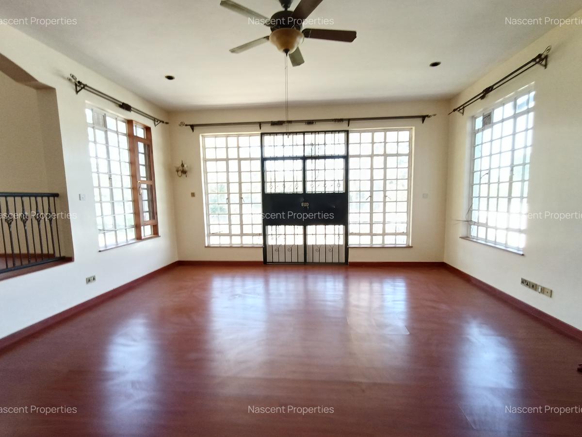 5 Bed House with En Suite in Runda - 5