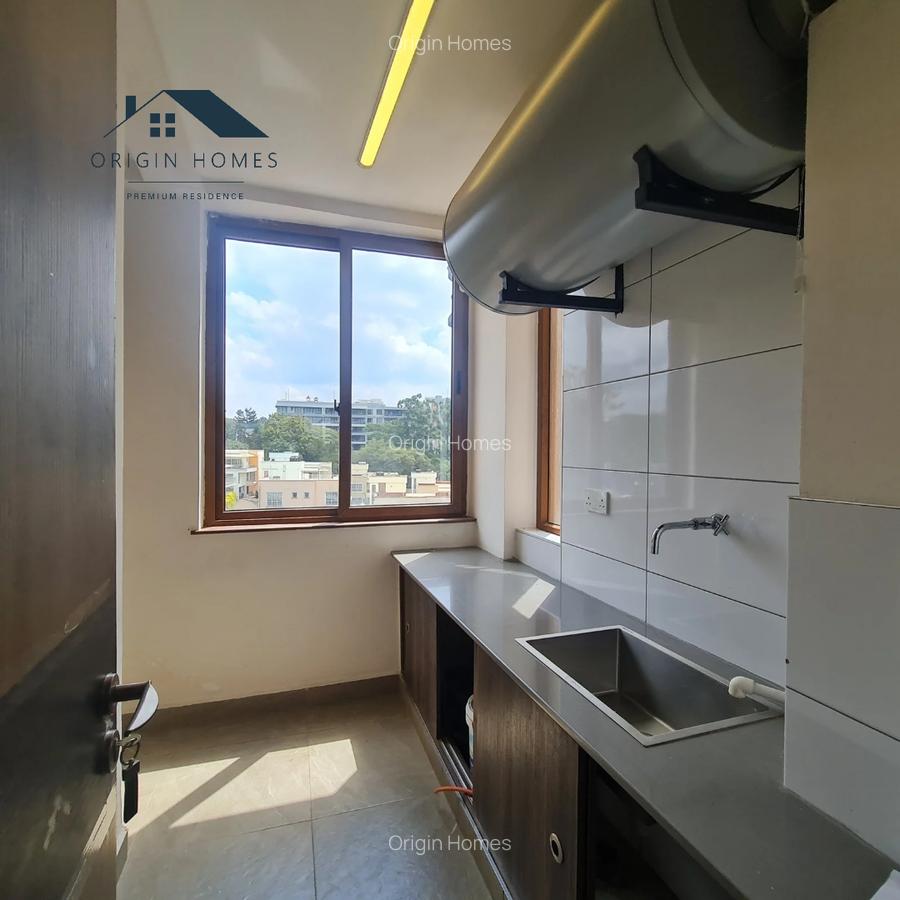 2 Bed Apartment with En Suite at Peponi Road - 15