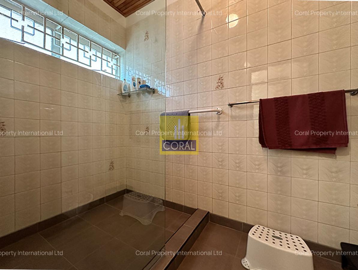 5 Bed House in General Mathenge - 11