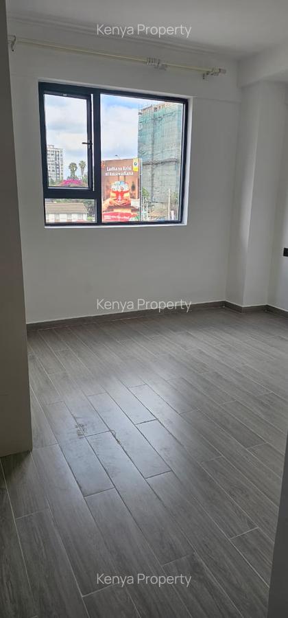 1 Bed Apartment with Swimming Pool in Kilimani - 14