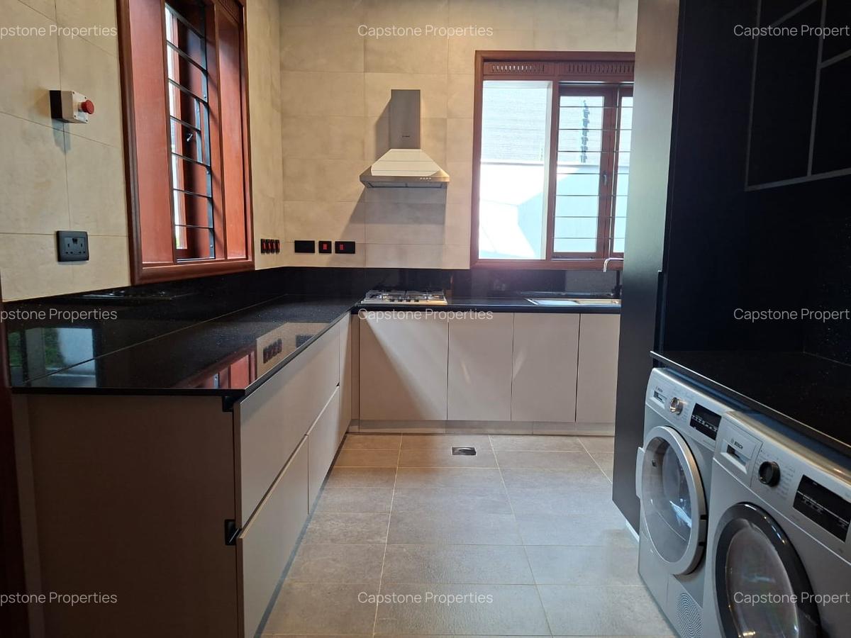 4 Bed House with En Suite in Runda - 15