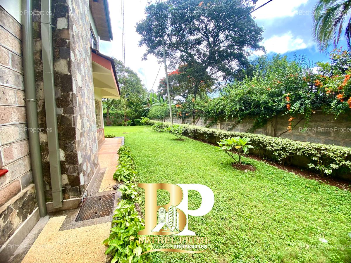 5 Bed House with En Suite in Nyari - 4