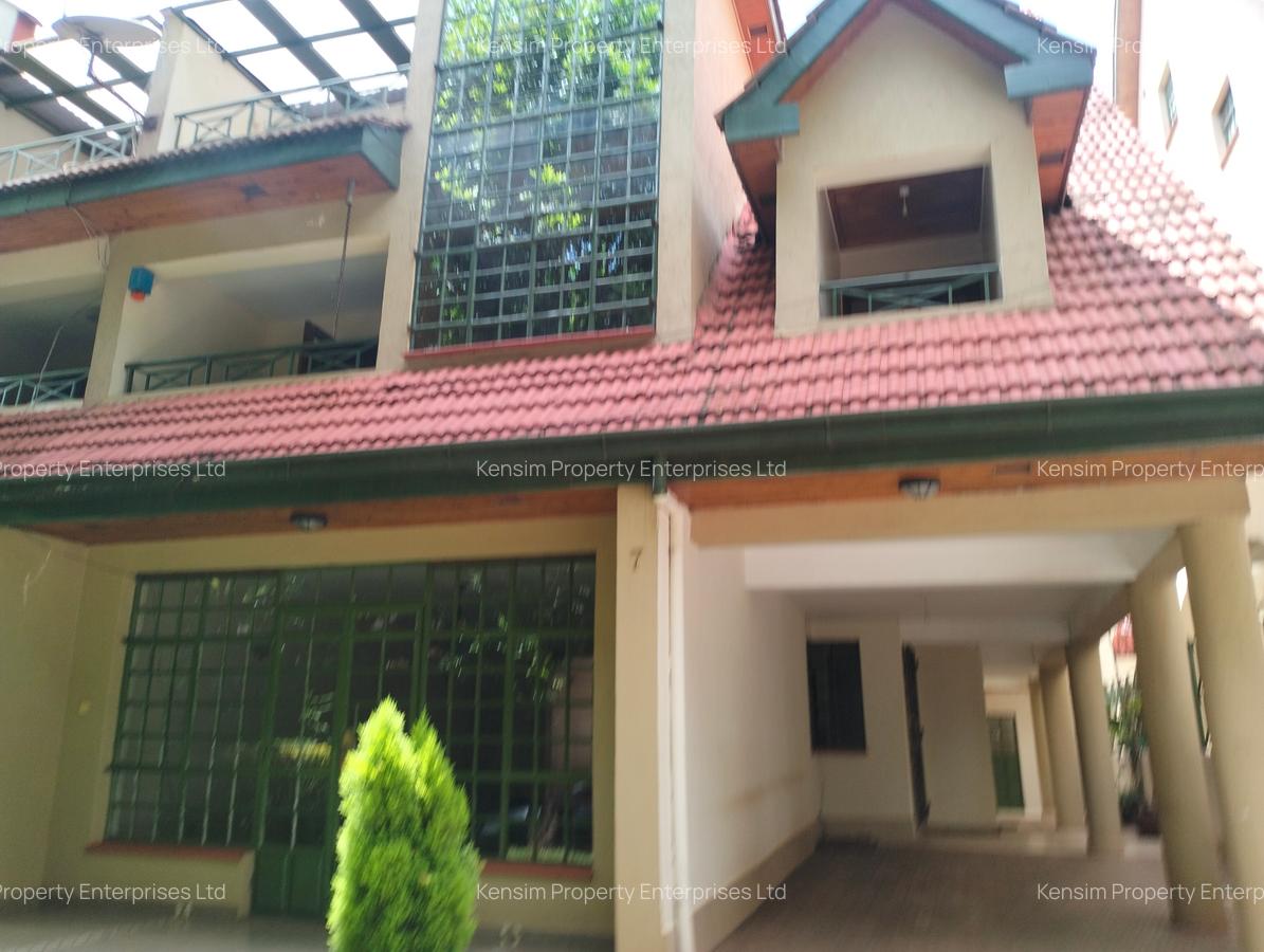 4 Bed Apartment with En Suite in Lavington - 5