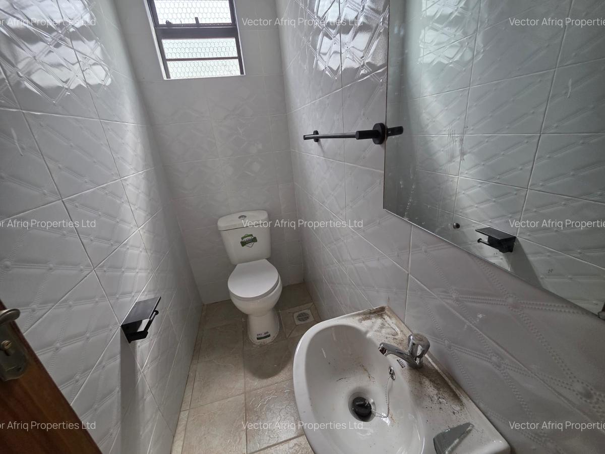 3 Bed House with En Suite in Kitengela - 11