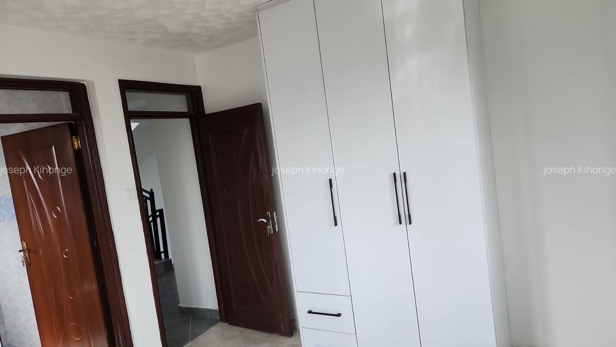 5 Bed Townhouse with En Suite at Matangi - 8