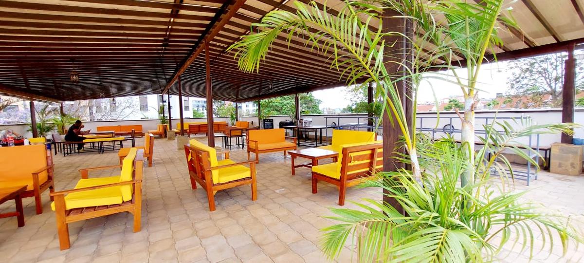 2 Bed Apartment with En Suite at Garden City - 15