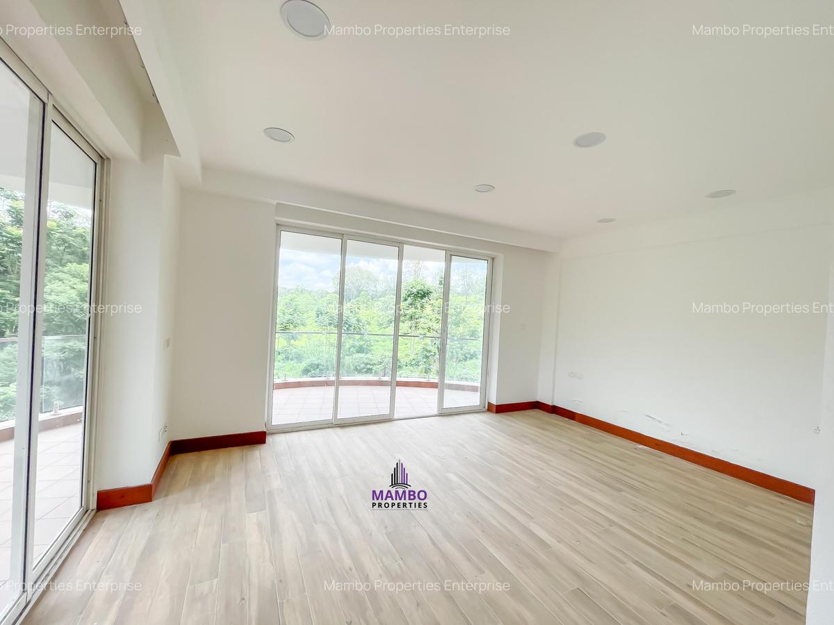 4 Bed Apartment with En Suite at City Park Drive - 12