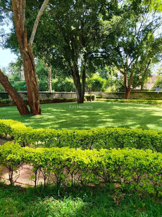 5 Bed Townhouse with En Suite in Gigiri - 17