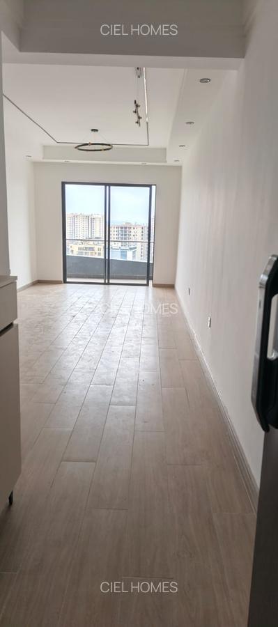 1 Bed Apartment with Swimming Pool in Kilimani - 2