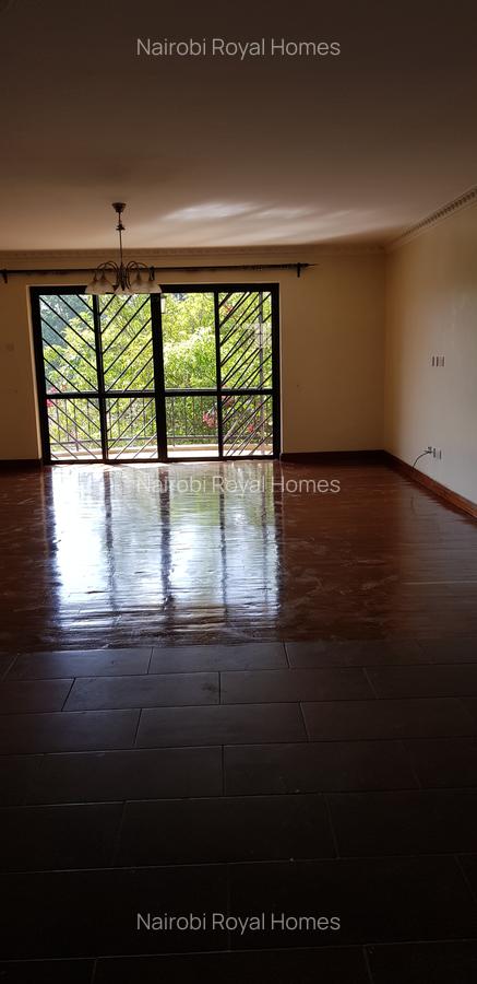 4 Bed Apartment with En Suite at Valley Arcade - 12