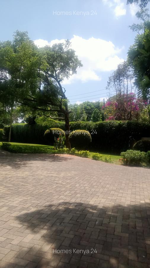 2 Bed House in Ridgeways - 10