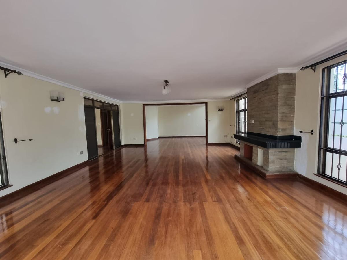 5 Bed Villa with En Suite in Kitisuru - 6