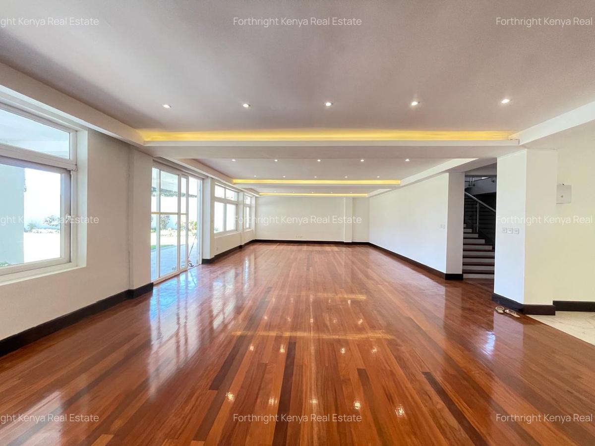 4 Bed House with En Suite at Runda - 7