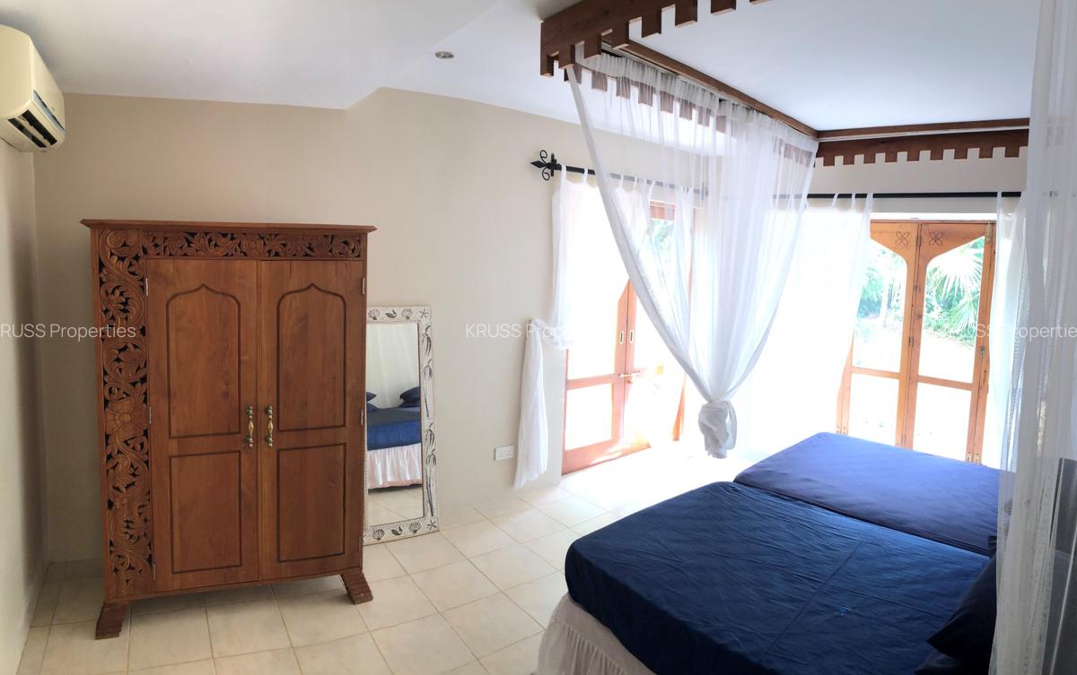3 Bed House with En Suite in Vipingo - 11