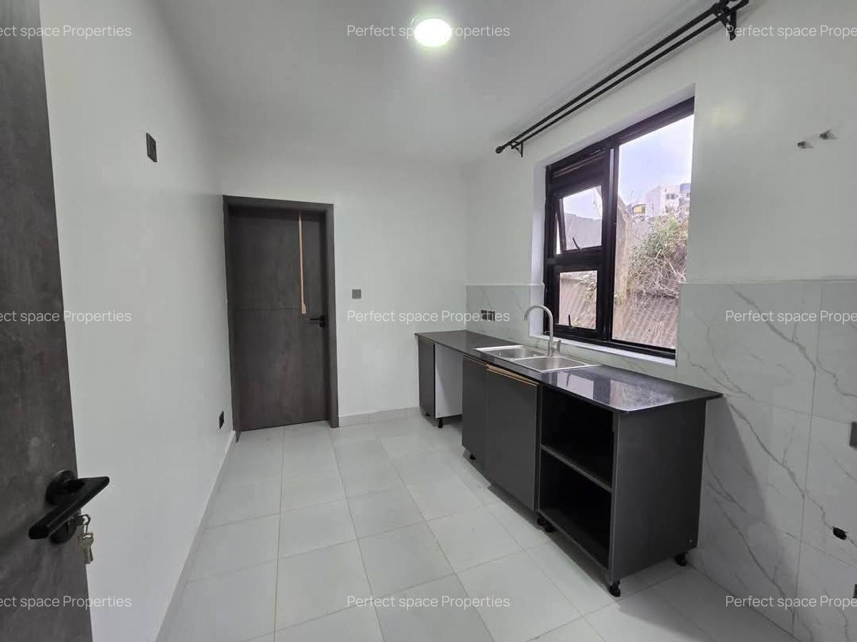 4 Bed Villa with En Suite in Ruiru - 8