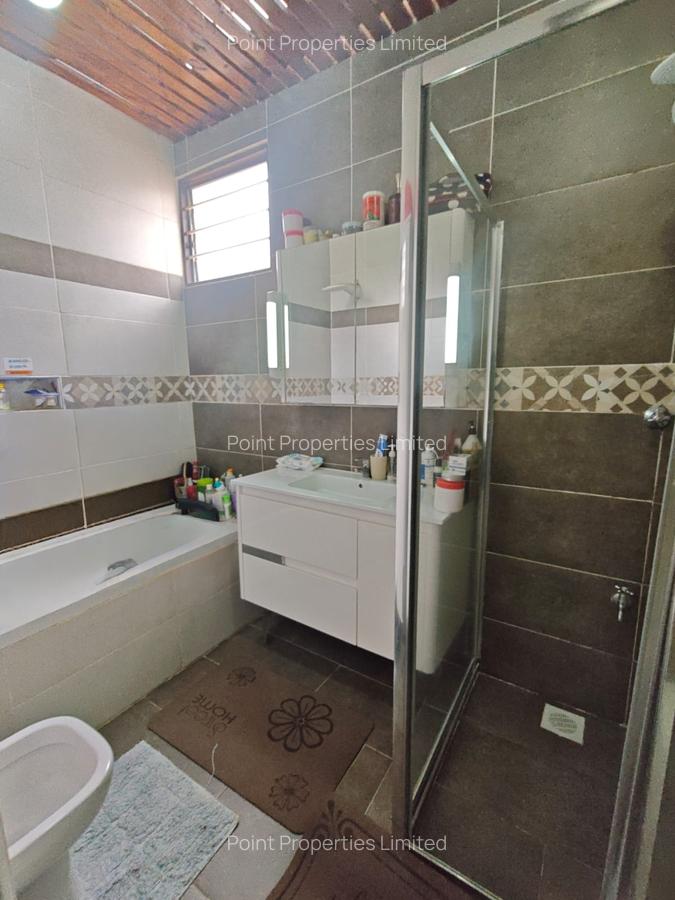 4 Bed Townhouse in Kilimani - 14