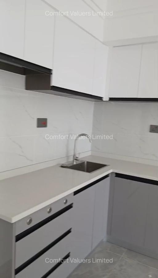 1 Bed Apartment with En Suite at Riverside Drive - 10