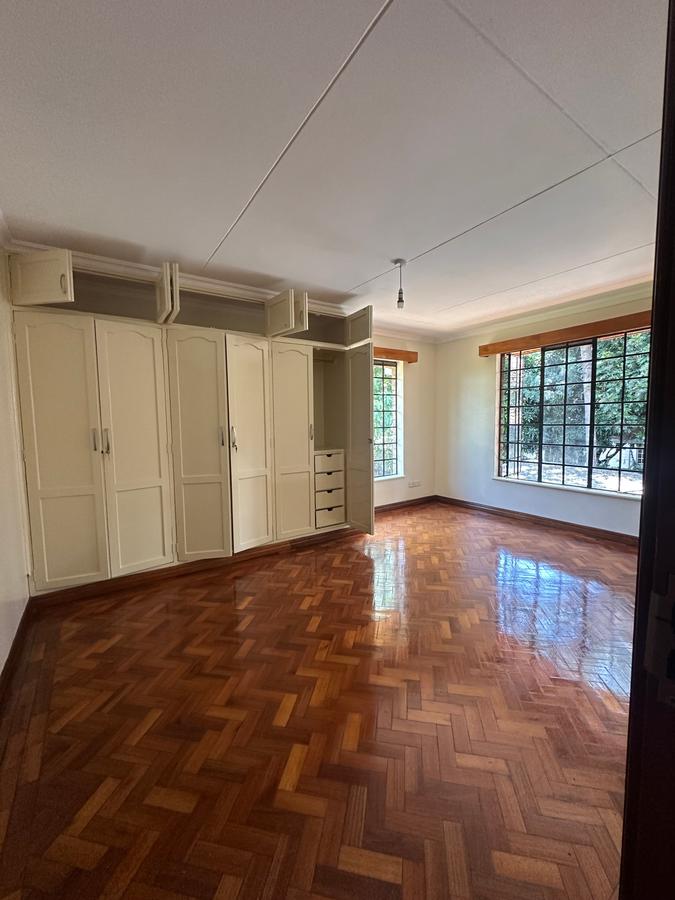 4 Bed Townhouse with En Suite in Runda - 11