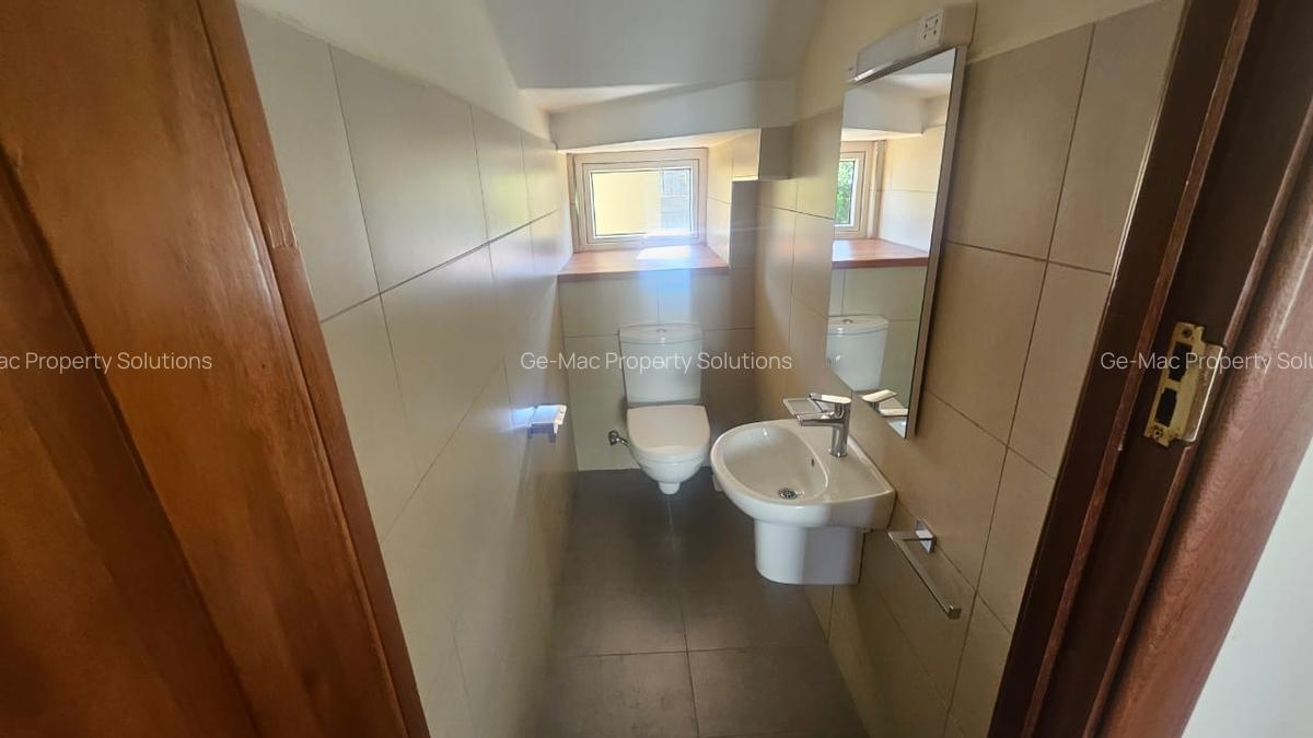 4 Bed House with En Suite in Kiambu Road - 10