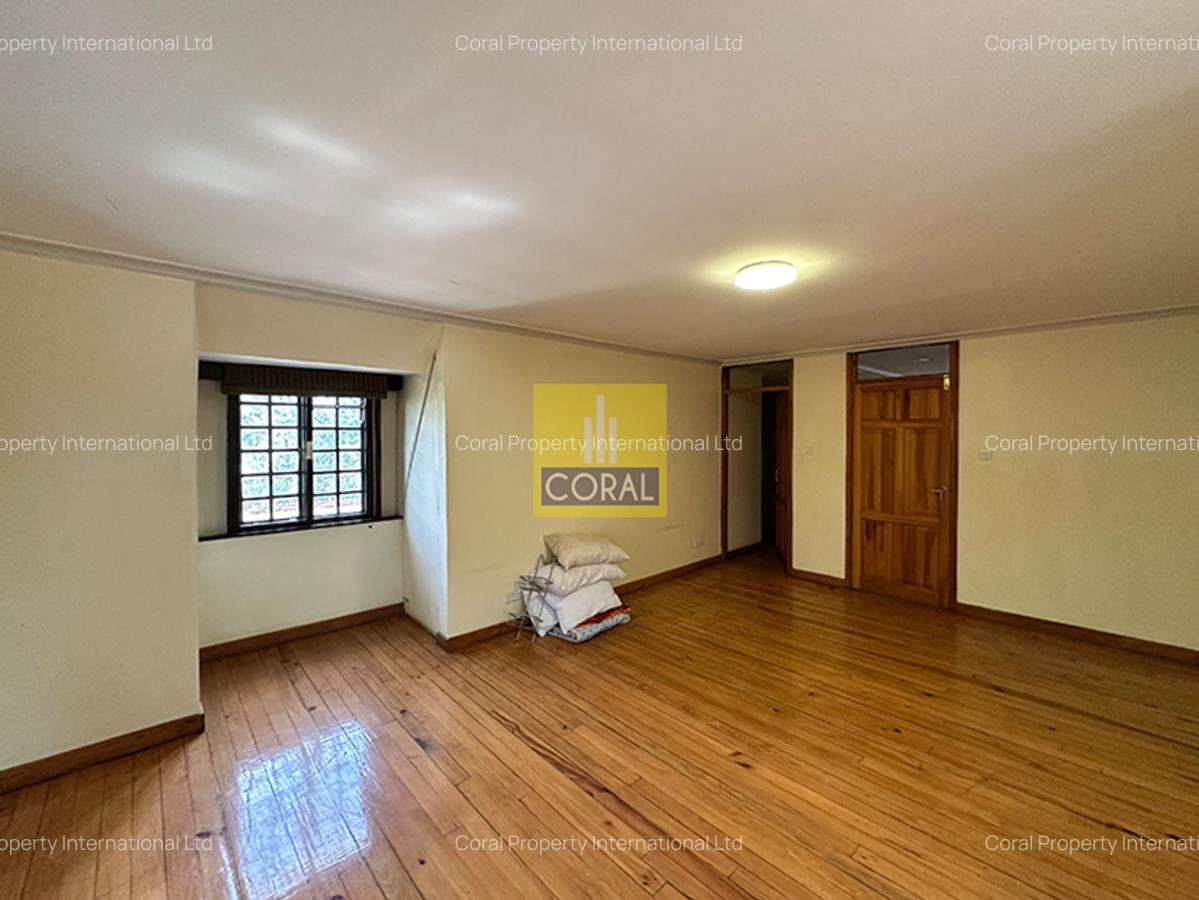 7 Bed House in Runda - 7