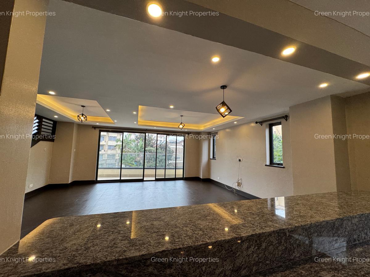 Serviced 4 Bed Apartment with En Suite in Kilimani - 8