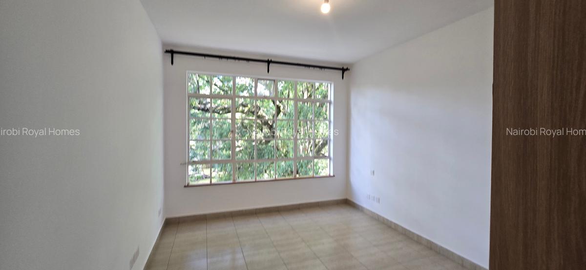 3 Bed Apartment with En Suite at Valley Arcade - 18