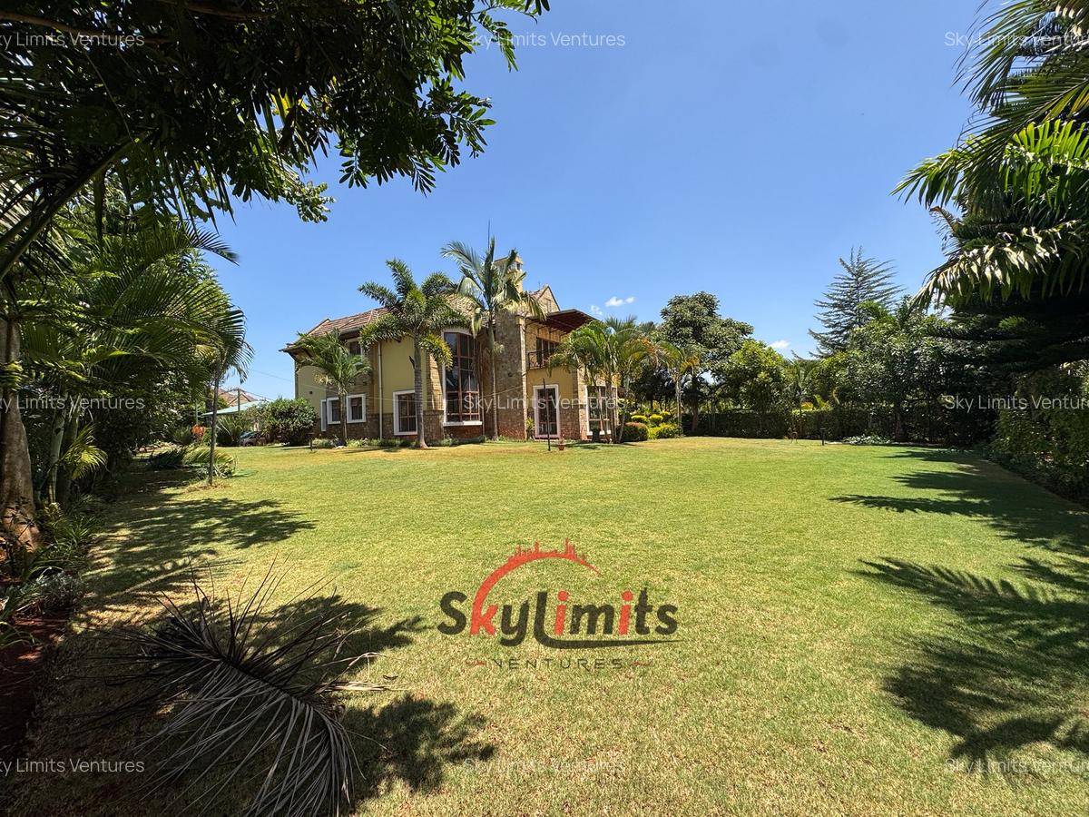 5 Bed Villa with En Suite in Runda - 1