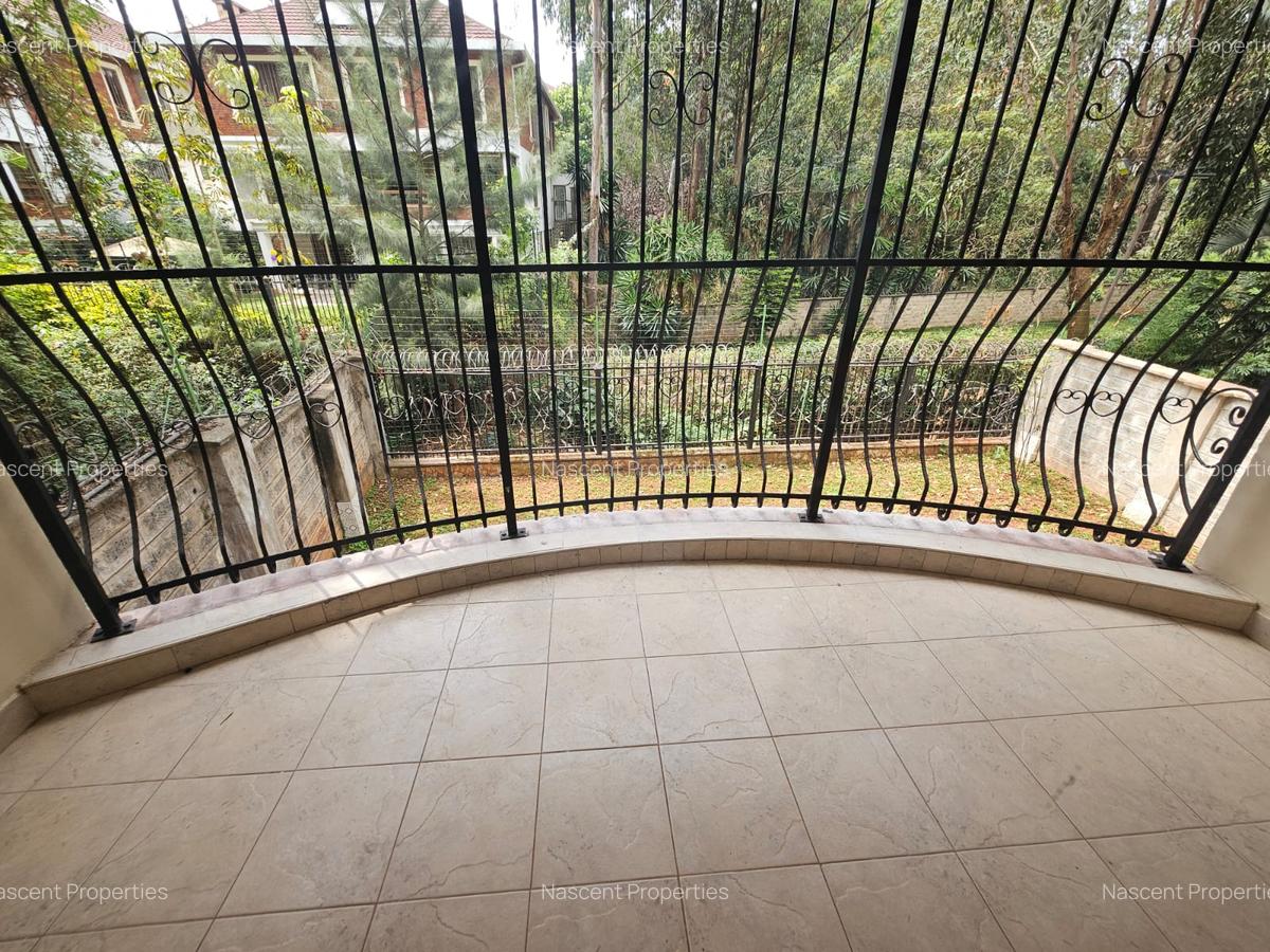 4 Bed Townhouse with En Suite in Spring Valley - 14