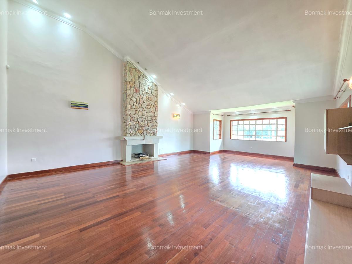 4 Bed House with En Suite at Old Runda. - 3