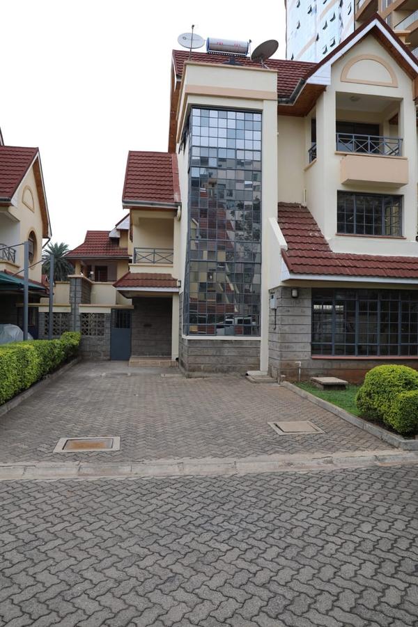 5 Bed Townhouse with En Suite at Kileleshwa - 16