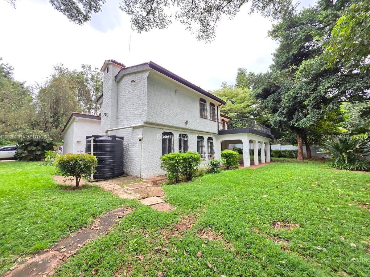 4 Bed House with En Suite at Lakeview Estate. - 2