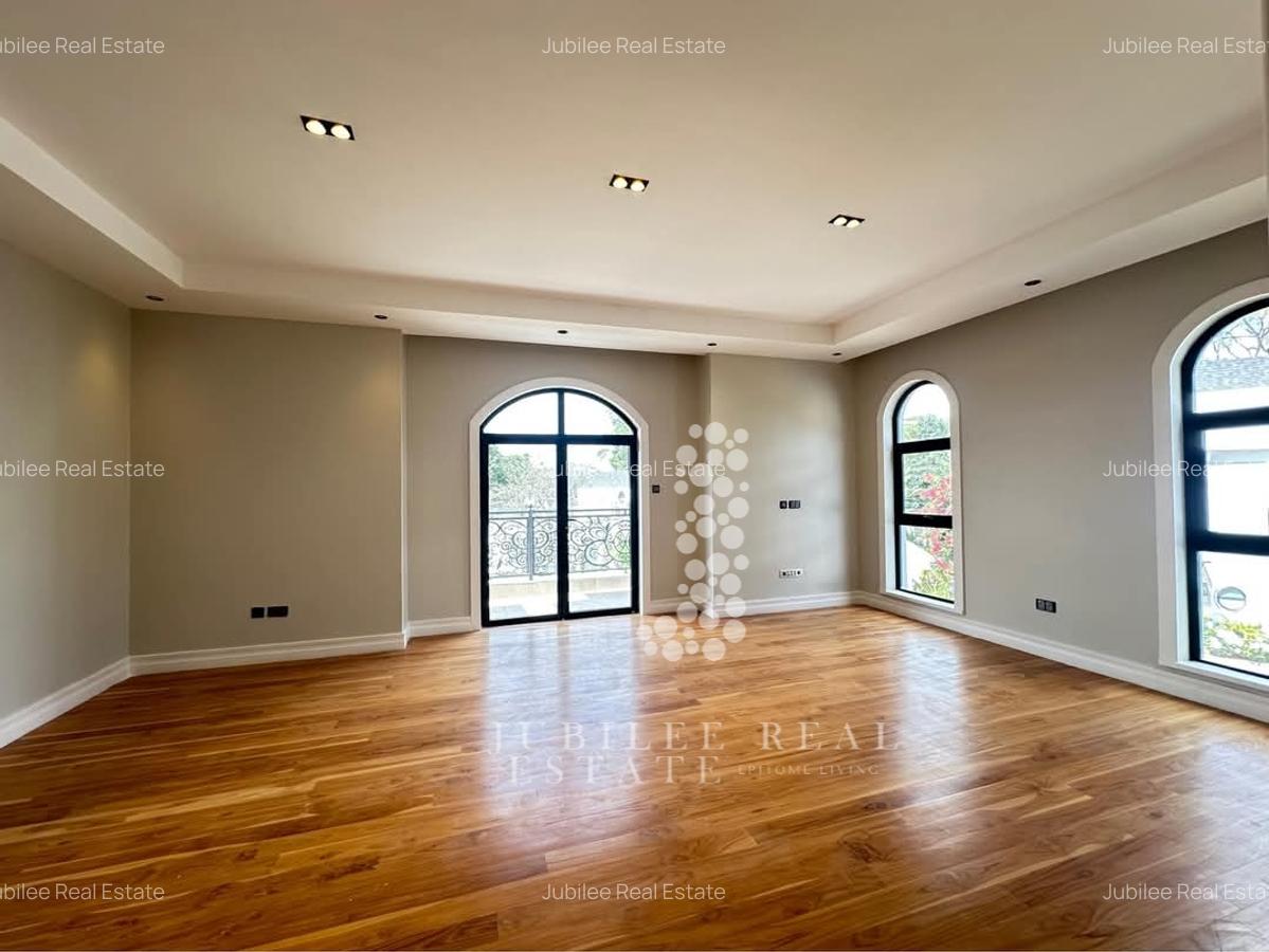 5 Bed Villa with En Suite in Loresho - 14