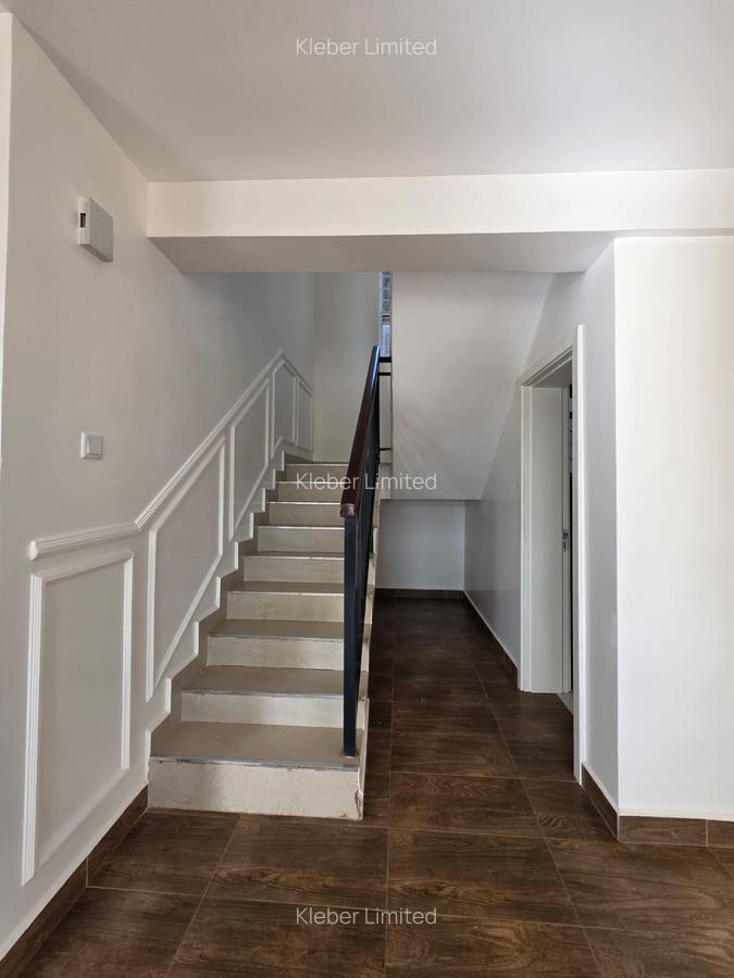 3 Bed Apartment with En Suite at Juja - 12