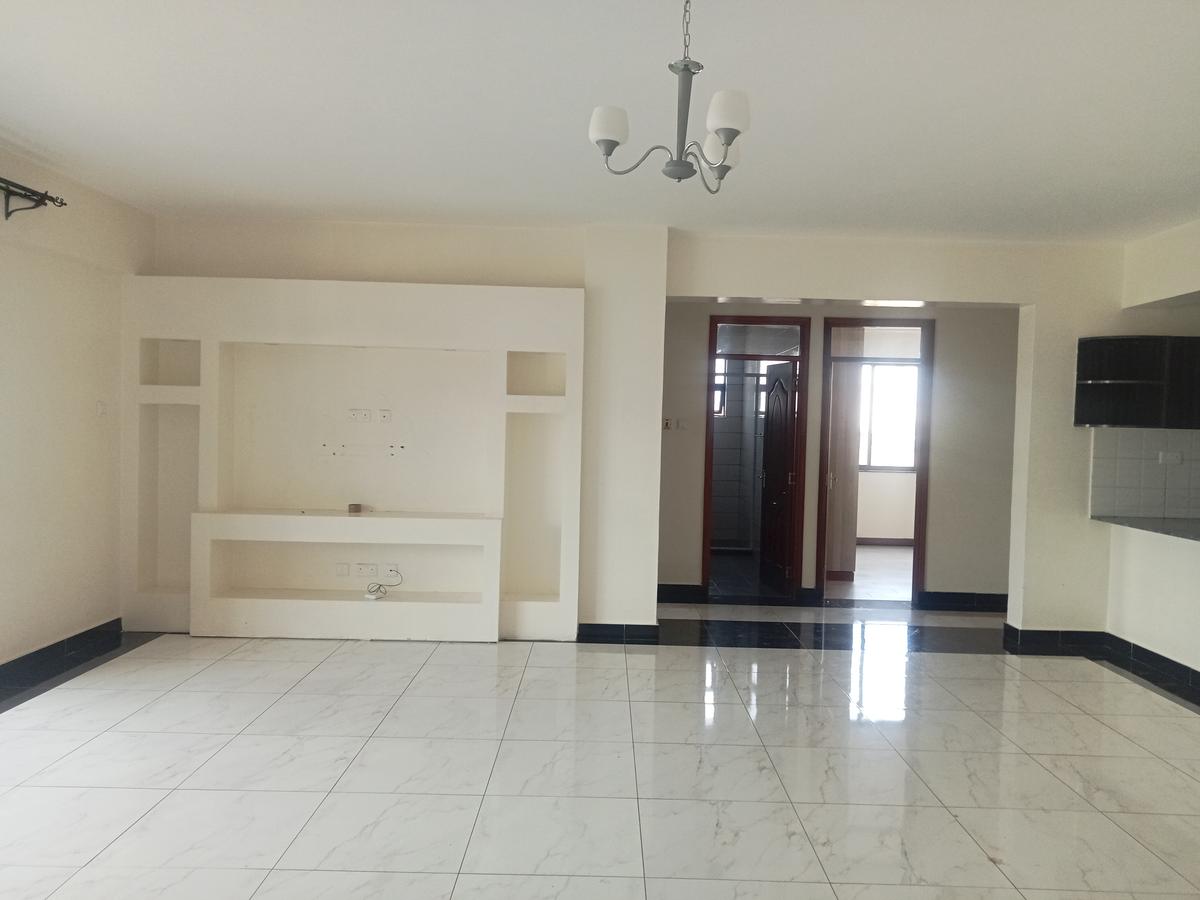 3 Bed Apartment with En Suite at Parklands - 8