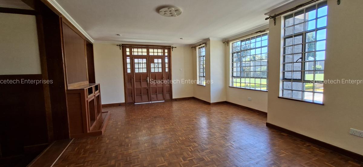 7 Bed House with En Suite in Runda - 6