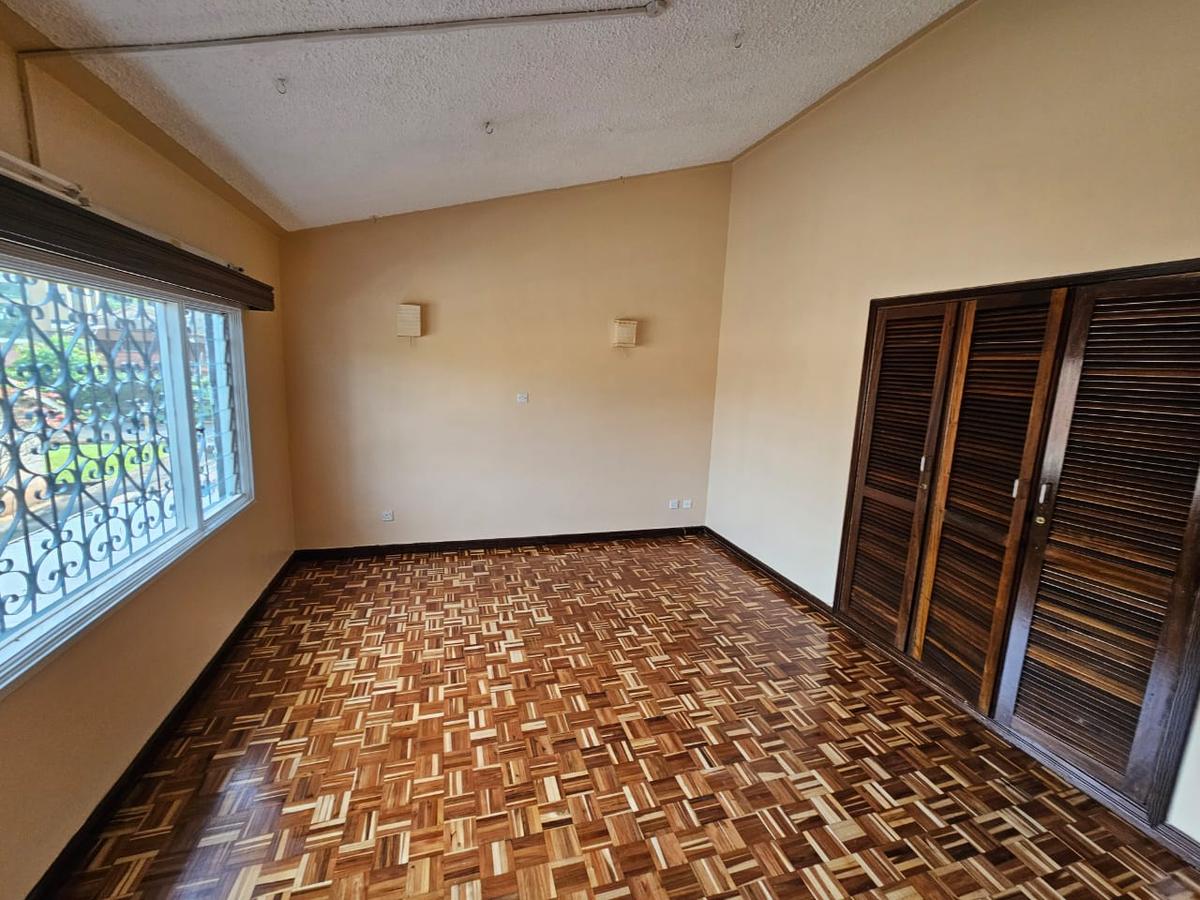 3 Bed House with Garden in Westlands Area - 15