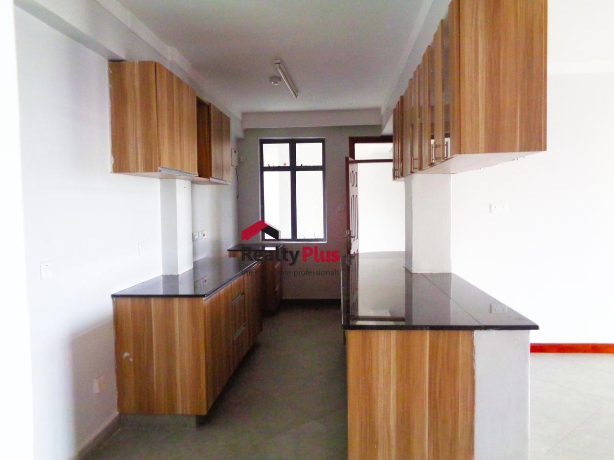 3 Bed Apartment with En Suite in Upper Hill - 2