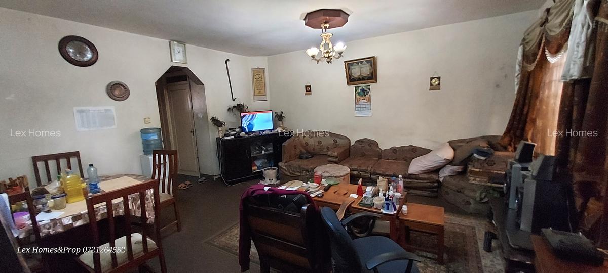 4 Bed House with En Suite at Podium Road - 4