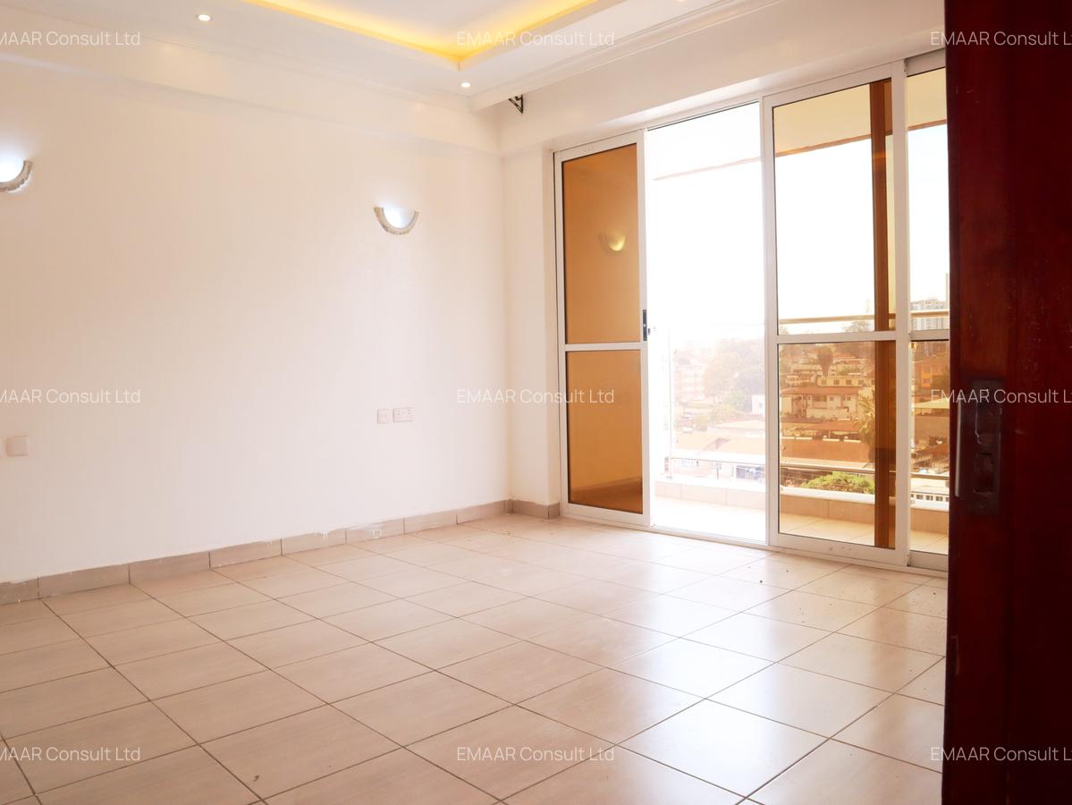 4 Bed Apartment with En Suite at Batubatu Gardens - 7