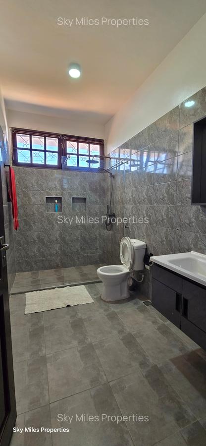 4 Bed Villa with En Suite at Serena - 11