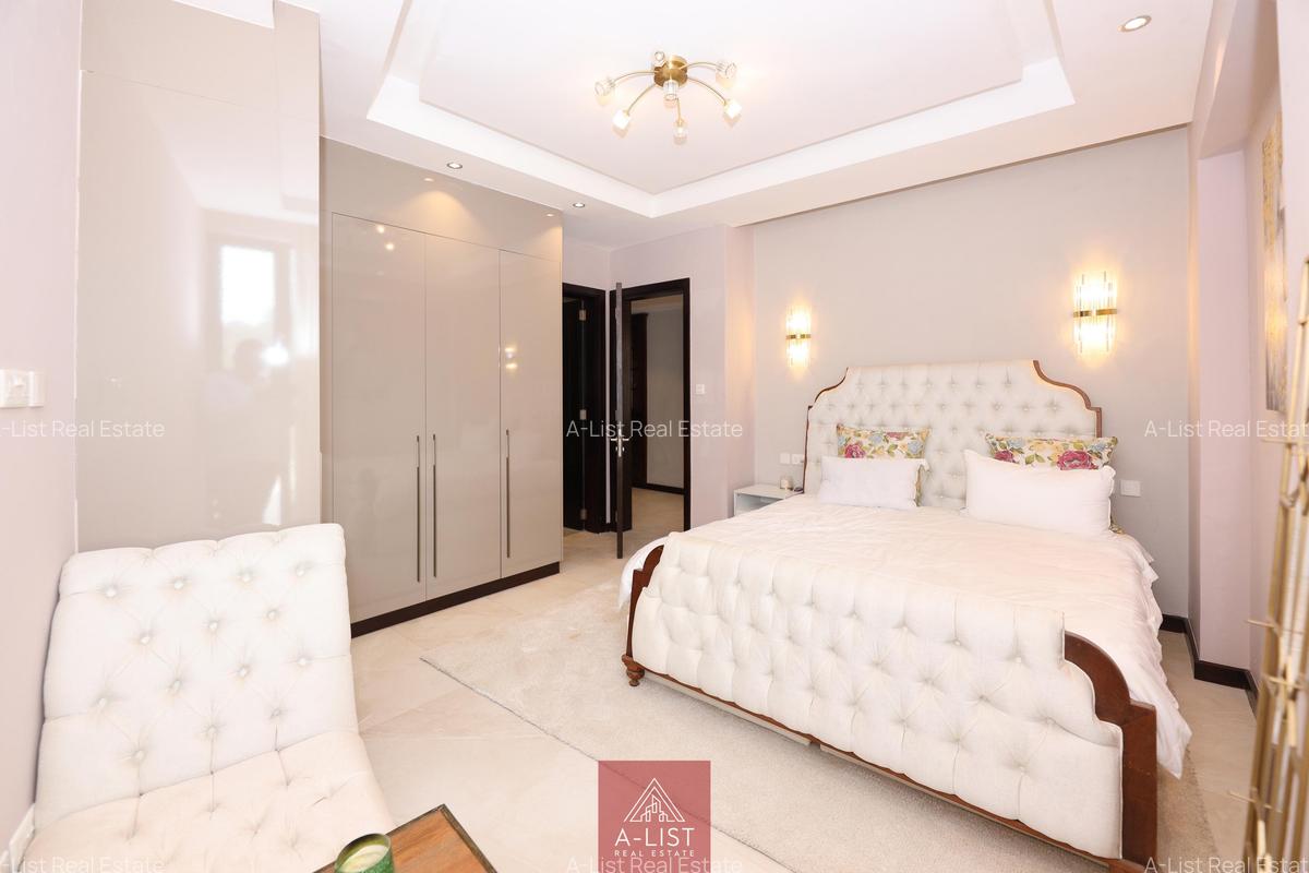 3 Bed Apartment with Swimming Pool at Riverside Drive - 12