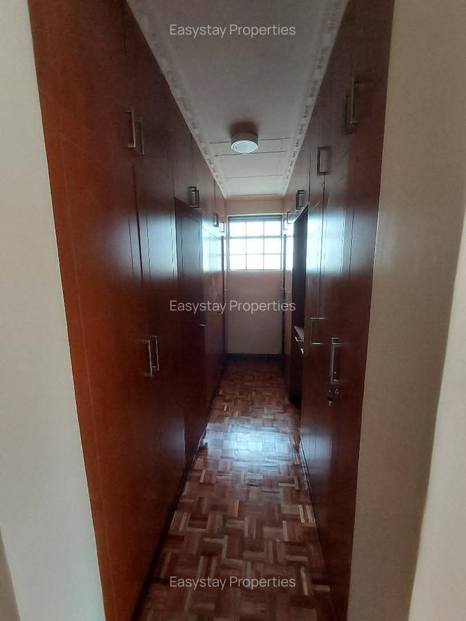 3 Bed Apartment with En Suite in Lavington - 9