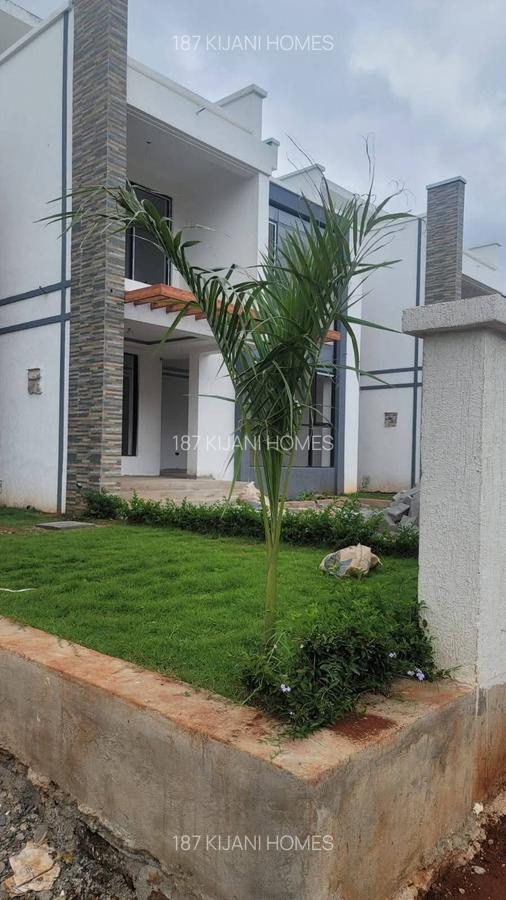 4 Bed Villa with En Suite at Eastern Bypass - 3