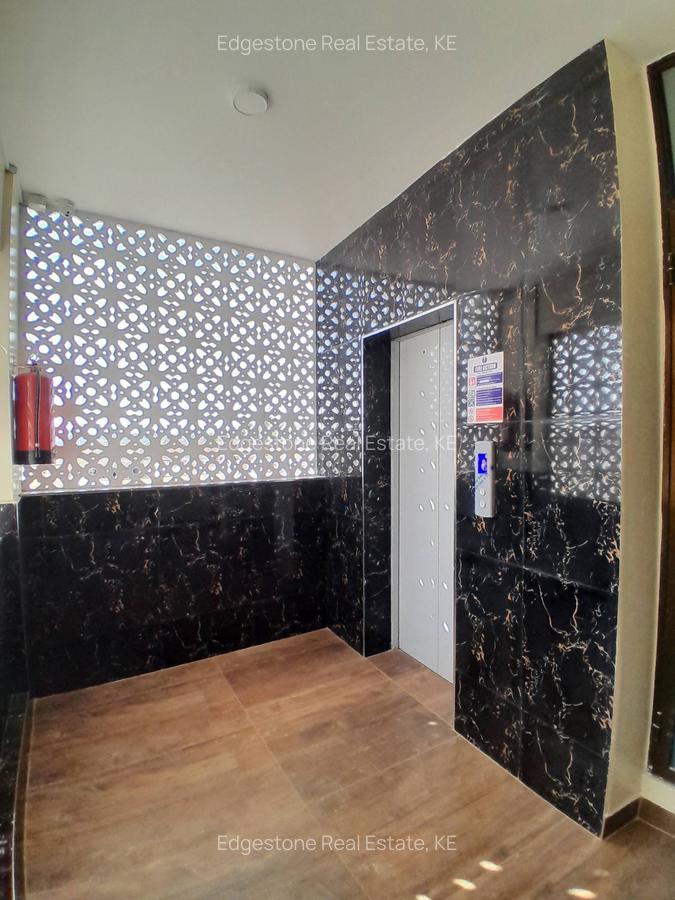 2 Bed Apartment with En Suite in Tudor - 10